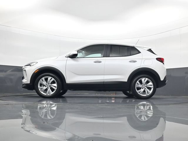 Certified 2024 Buick Encore GX Preferred w/ Comfort Package AWD/4WD image 28