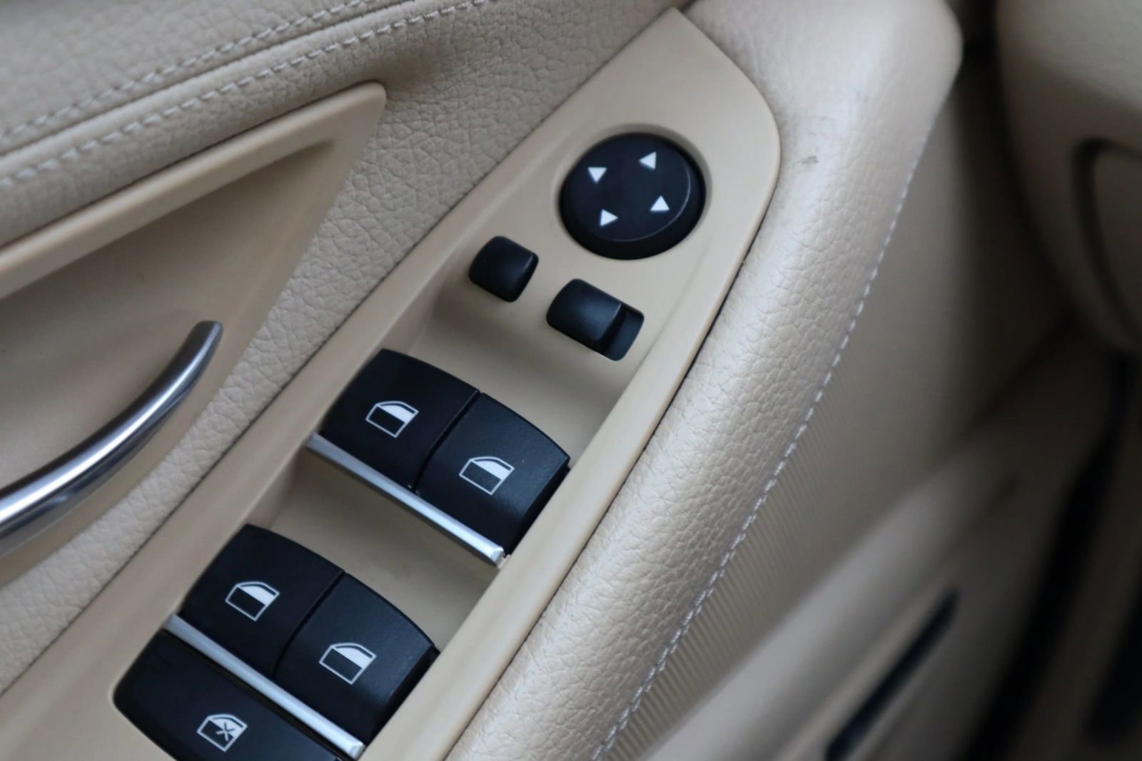 Used 2015 BMW 528i Sedan image 28