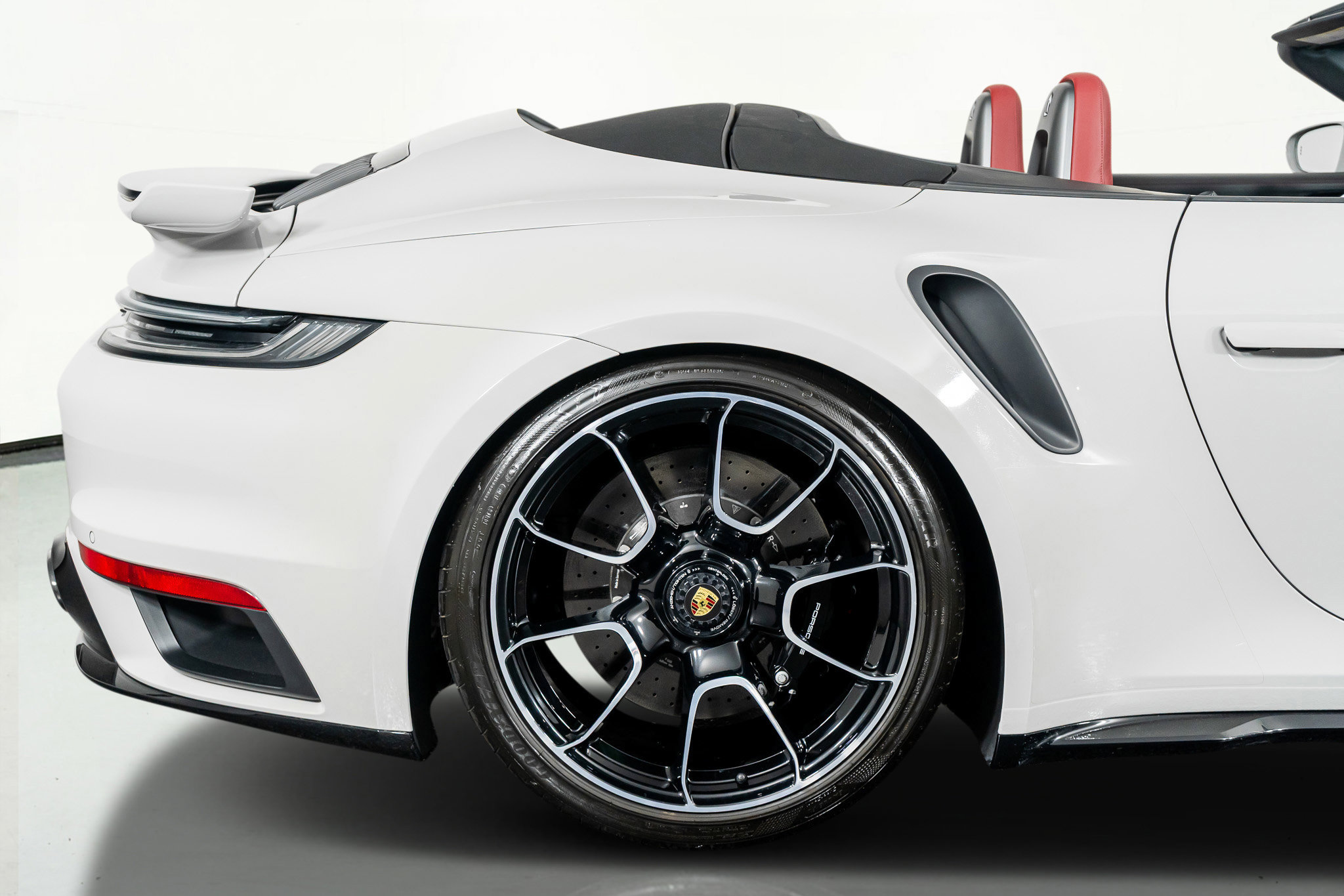 Used 2024 Porsche 911 Turbo S image 9