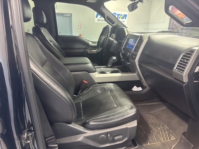 Used 2016 Ford F150 Lariat image 18