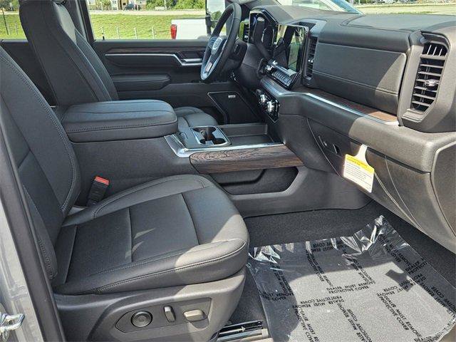 New 2025 GMC Sierra 3500 SLT w/ SLT Convenience Package image 15
