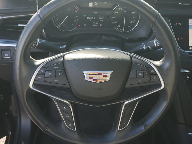 Certified 2024 Cadillac XT5 Premium Luxury w/ LPO, Floor Liner Package AWD/4WD image 31