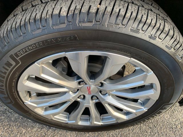 Used 2022 GMC Yukon Denali w/ Max Trailering Package image 10