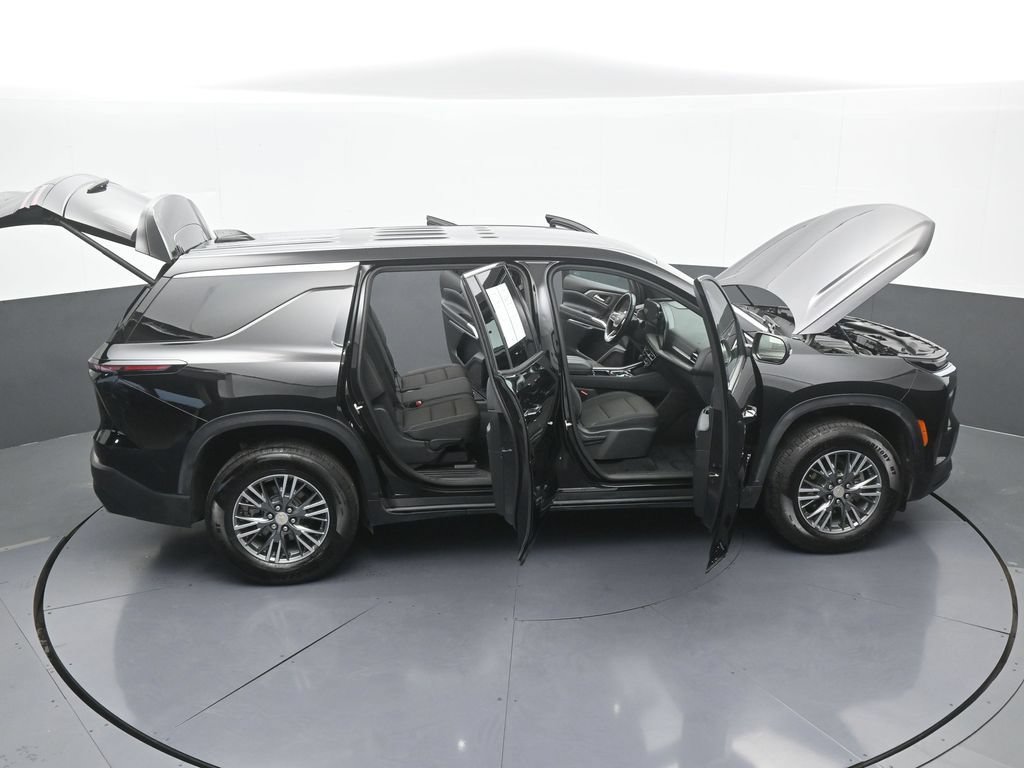 Used 2024 Chevrolet Traverse LS FWD image 78
