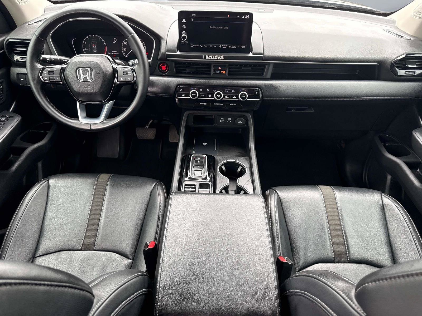 Certified 2023 Honda Pilot Touring image 18