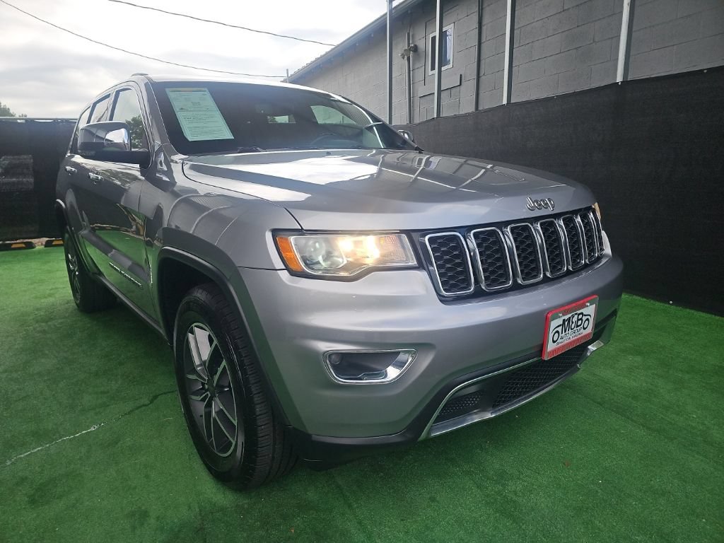 Used 2019 Jeep Grand Cherokee Limited AWD/4WD image 1