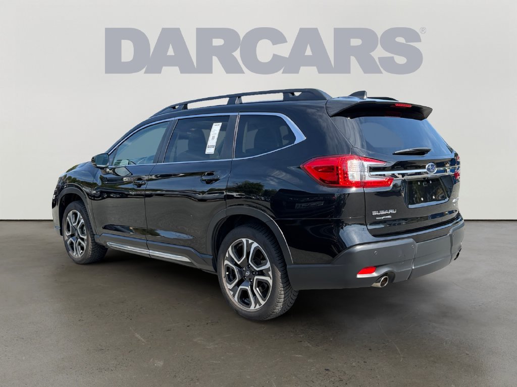 Used 2024 Subaru Ascent Limited w/ Technology Package AWD/4WD image 5