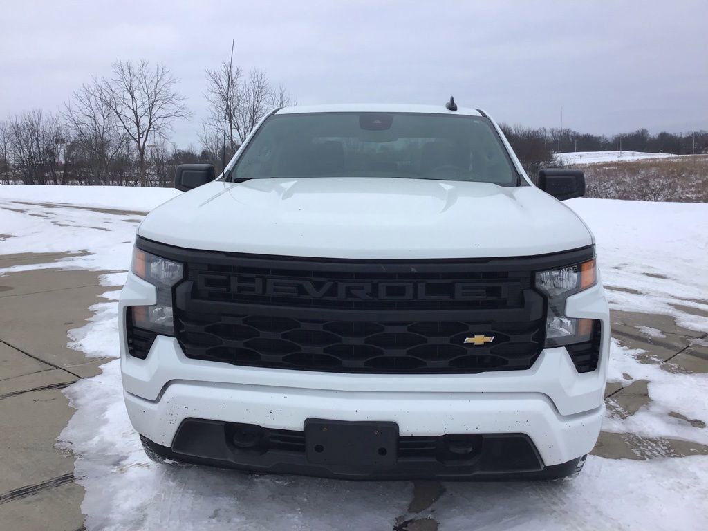 Used 2023 Chevrolet Silverado 1500 Custom image 10