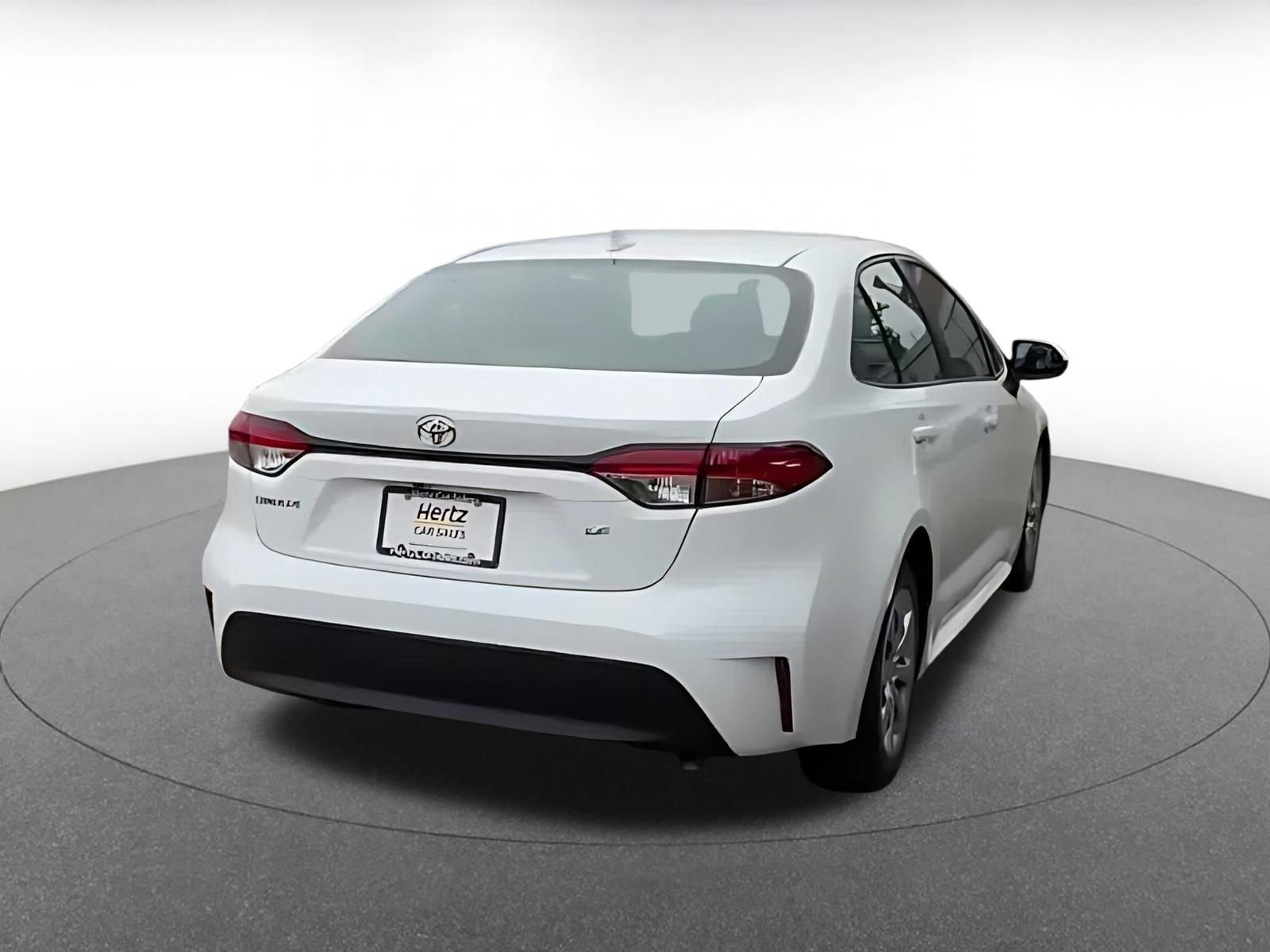 Used 2023 Toyota Corolla LE FWD image 9