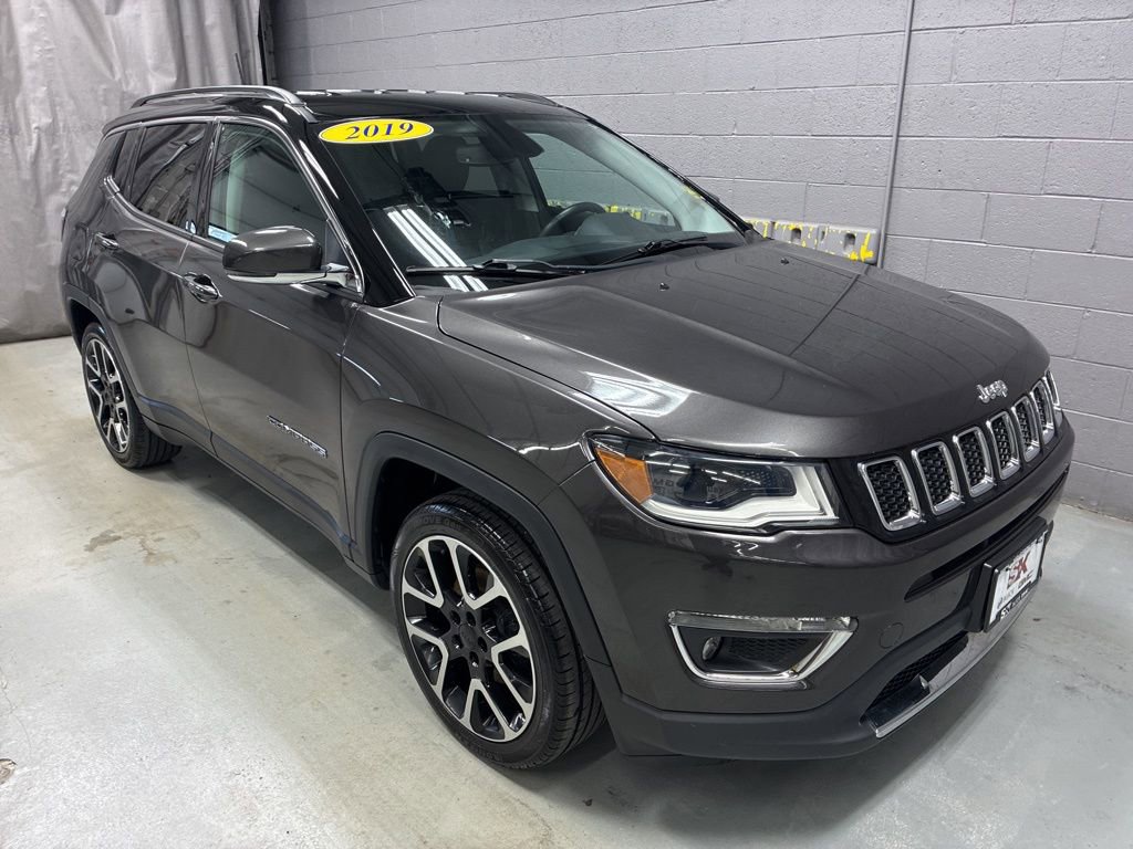 Used 2019 Jeep Compass Limited w/ Premium Lighting Group image 5