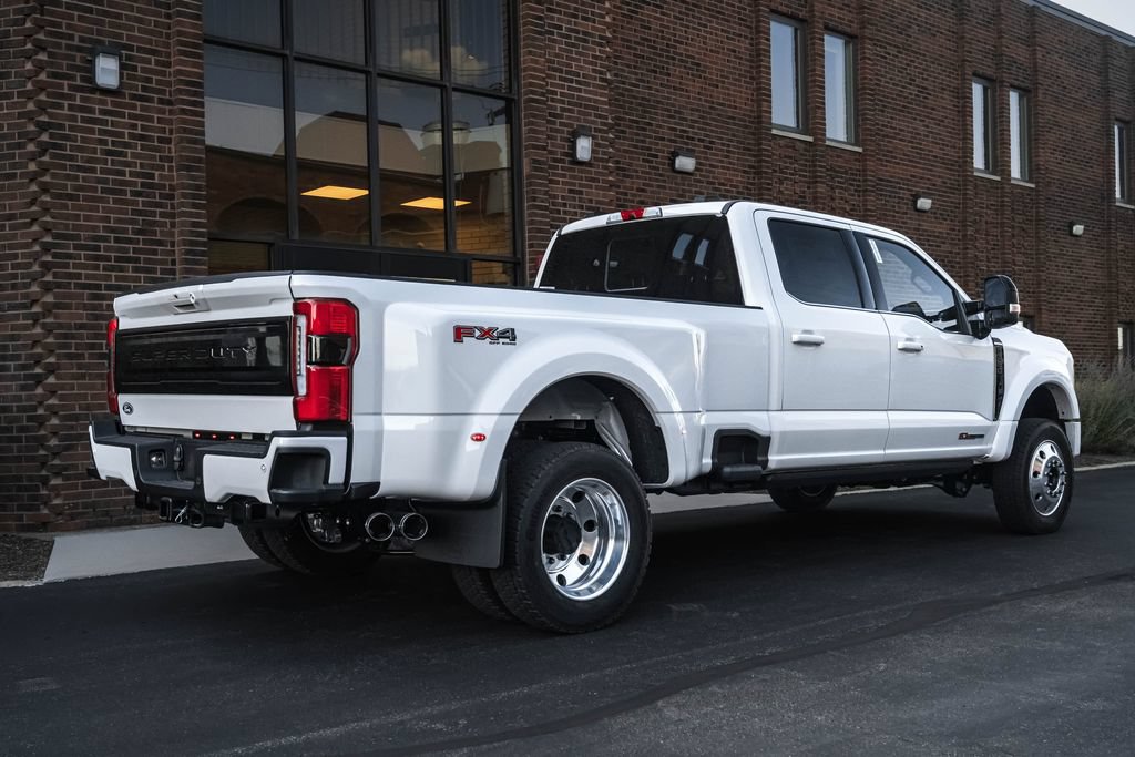New 2027 Ford F450 Platinum w/ FX4 Off-Road Package AWD/4WD image 7