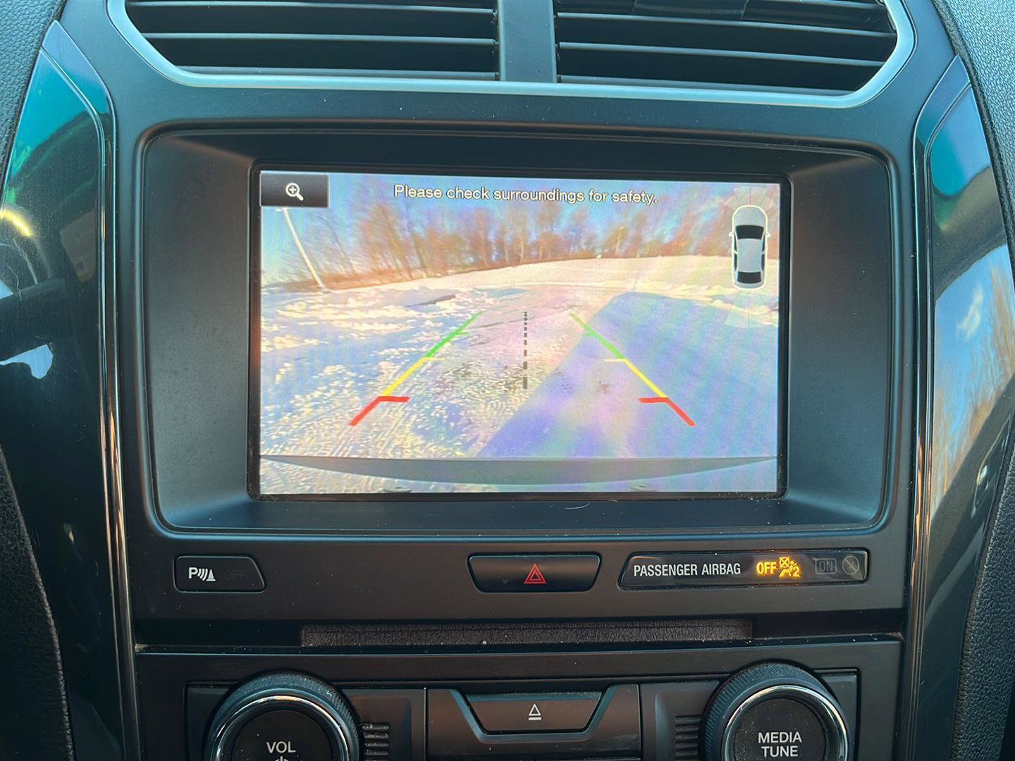 Used 2016 Ford Explorer XLT w/ Equipment Group 202A image 20