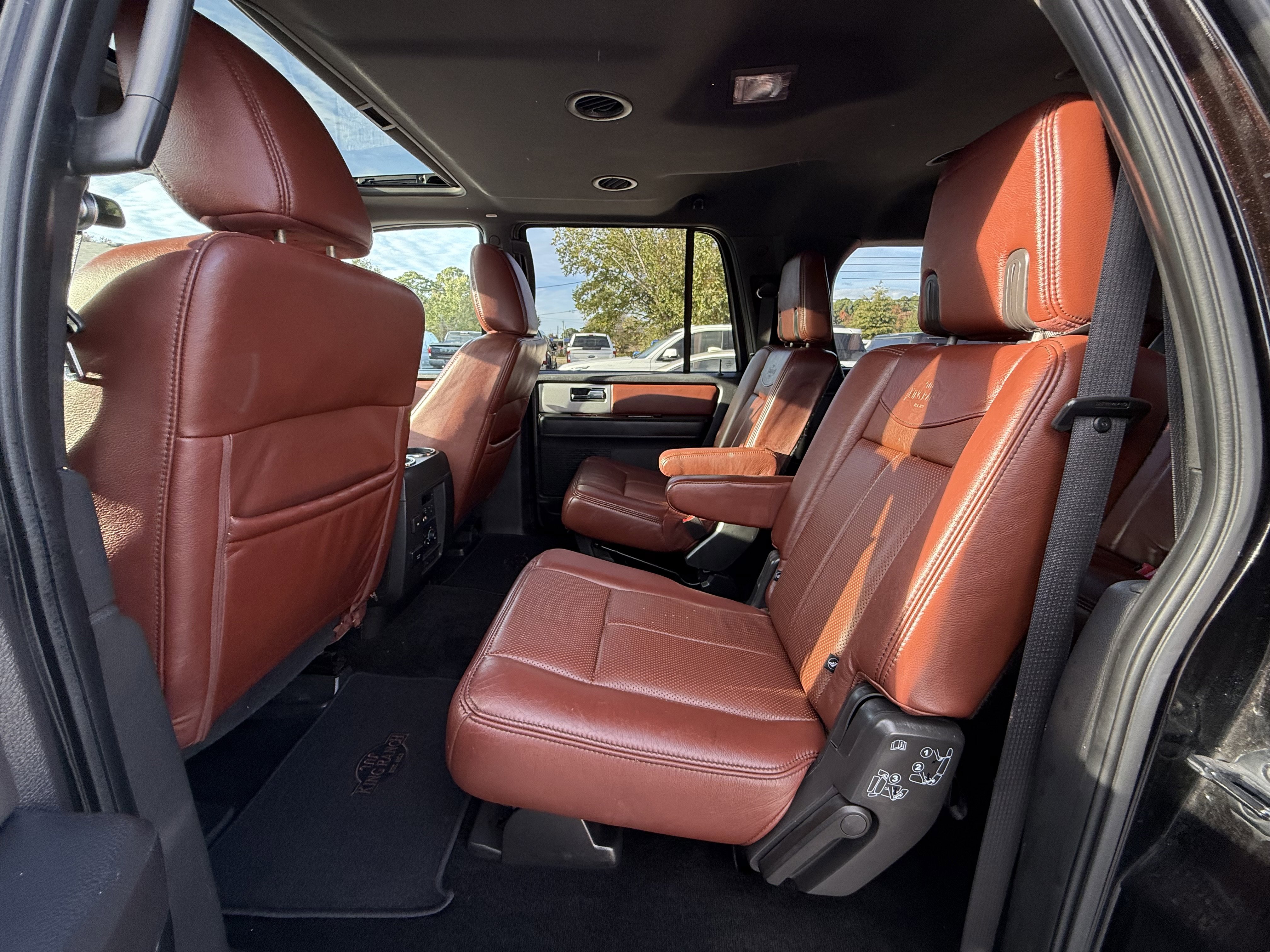Used 2013 Ford Expedition EL King Ranch image 3