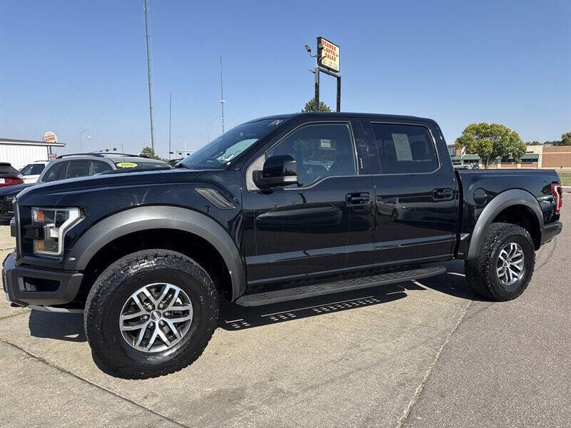 Used 2018 Ford F150 Raptor w/ Equipment Group 802A Luxury image 2