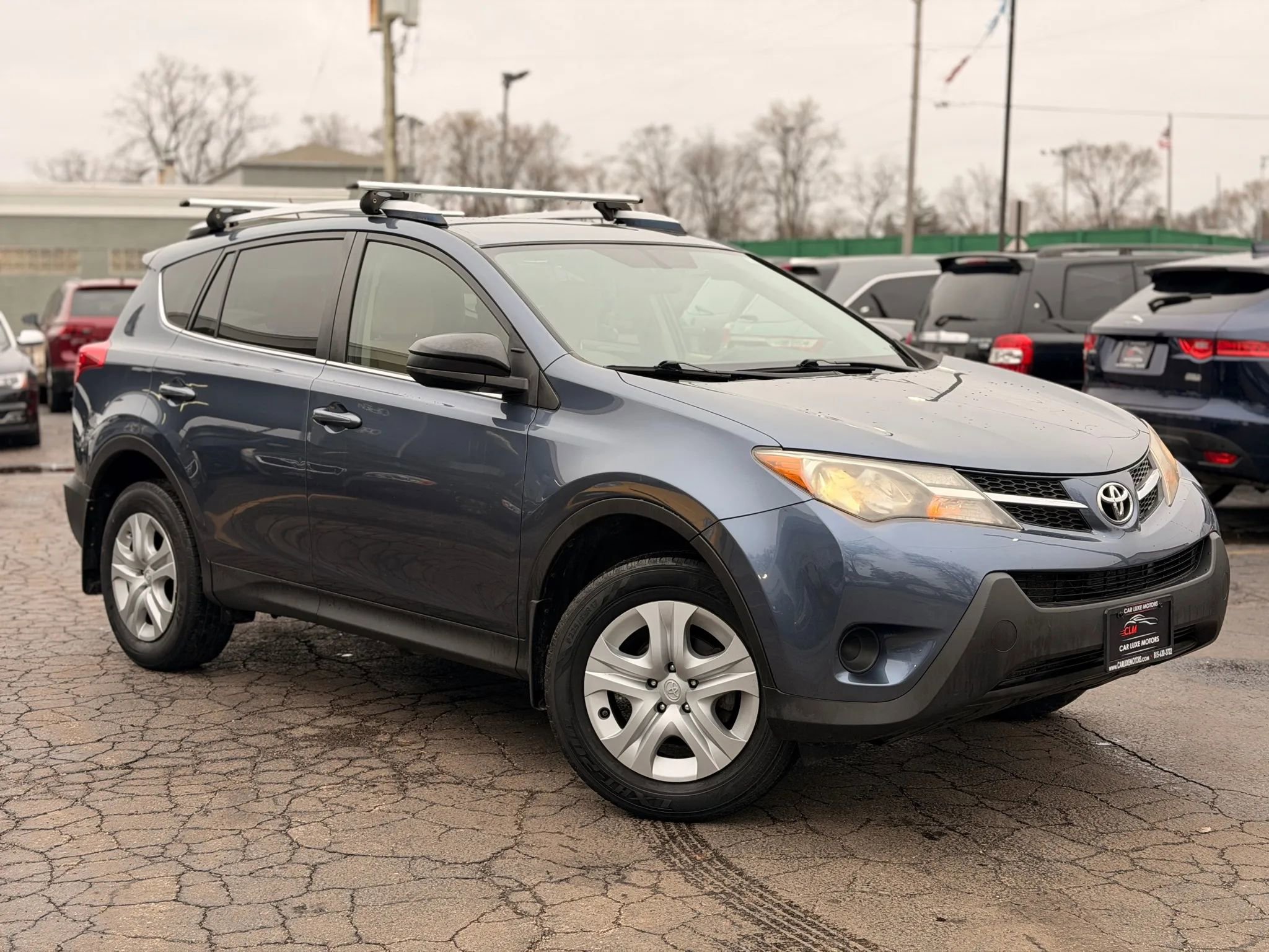 Used 2013 Toyota RAV4 LE image 3