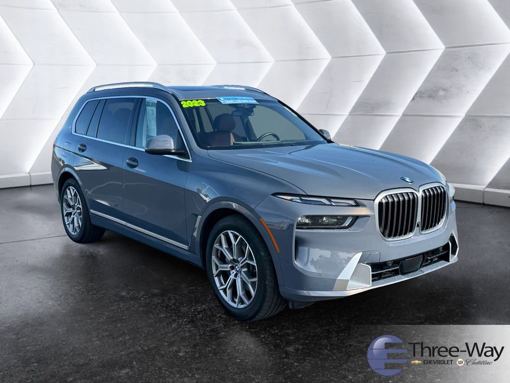 Used 2023 BMW X7 xDrive40i w/ Premium Package image 7