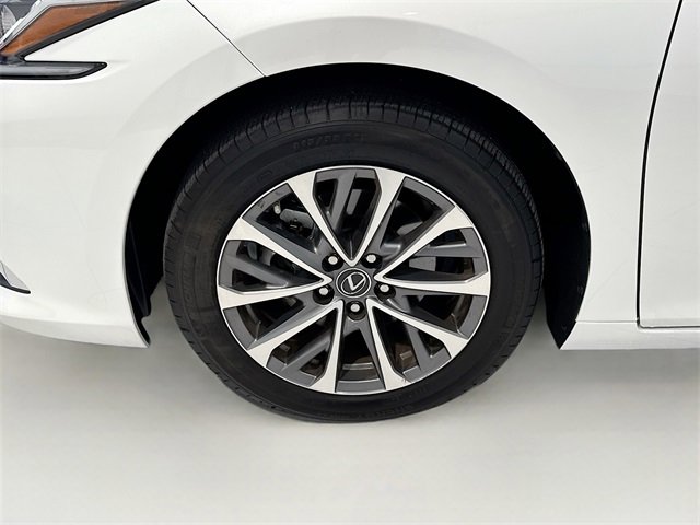 Used 2025 Lexus ES 350 image 25