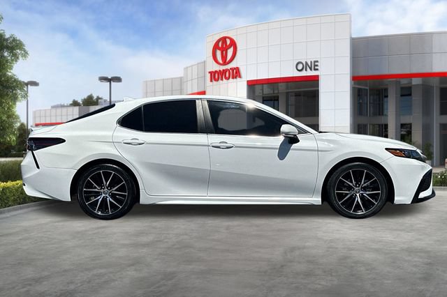 Certified 2023 Toyota Camry SE w/ Audio Upgrade Package FWD image 3