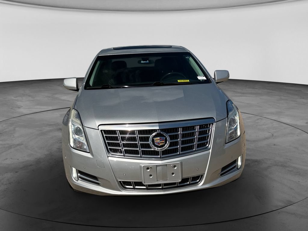 Used 2014 Cadillac XTS Luxury FWD image 3