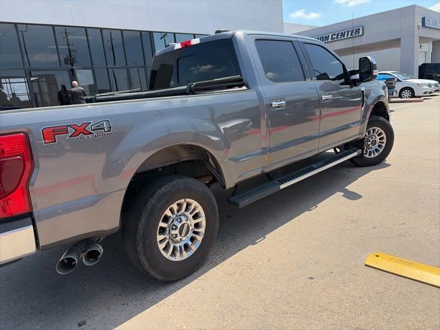 Used 2021 Ford F250 XLT w/ XLT Premium Package AWD/4WD image 3