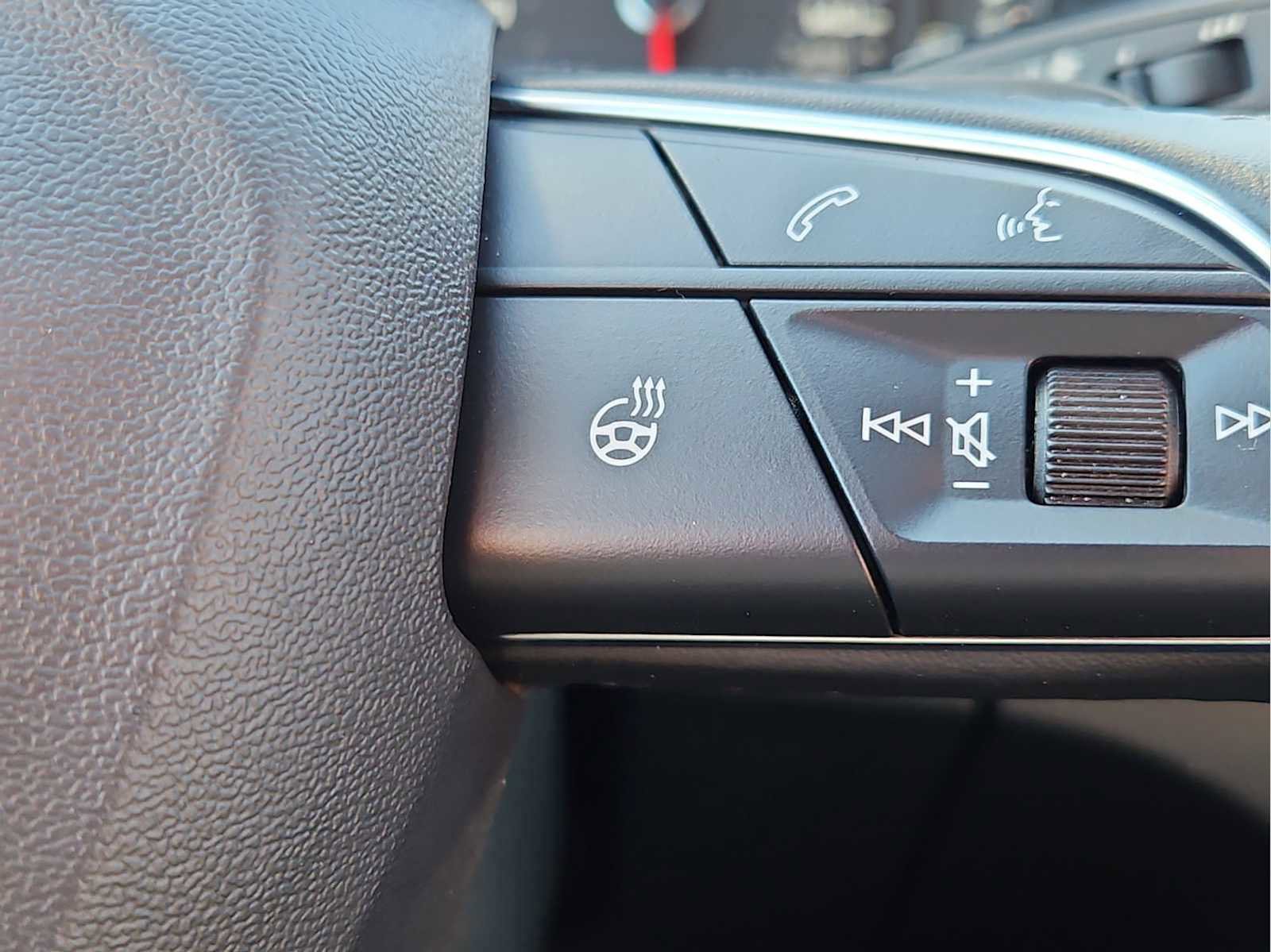 Certified 2023 Audi Q5 2.0T Premium w/ Convenience Package image 28