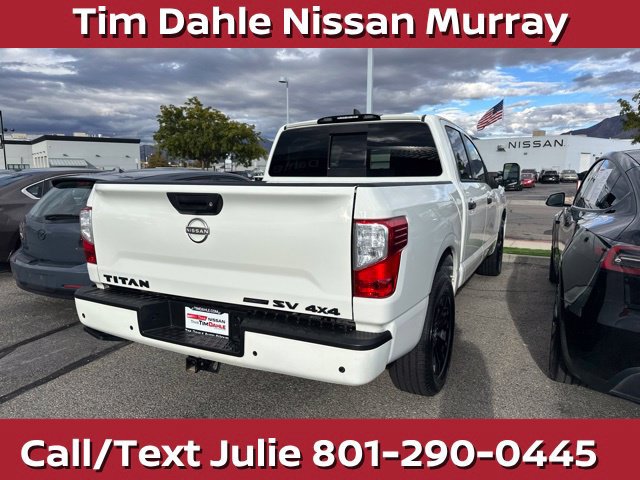 Used 2023 Nissan Titan SV w/ SV Convenience Package AWD/4WD image 16
