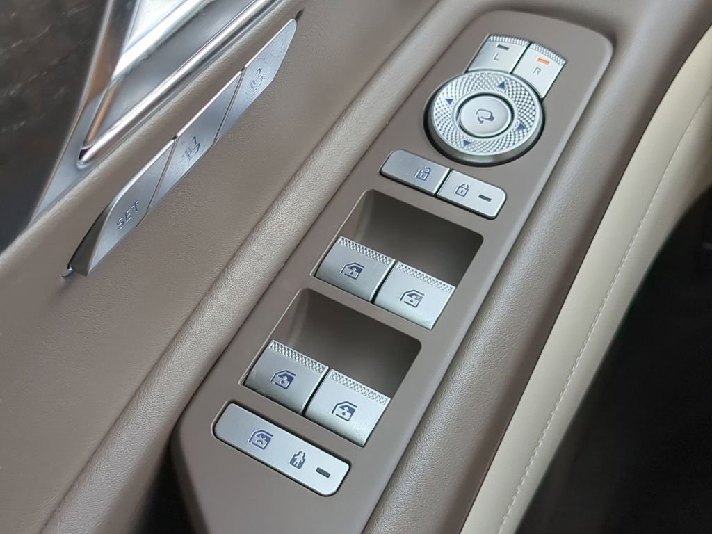 Used 2024 Genesis GV80 3.5T w/ Prestige Matte Package image 19