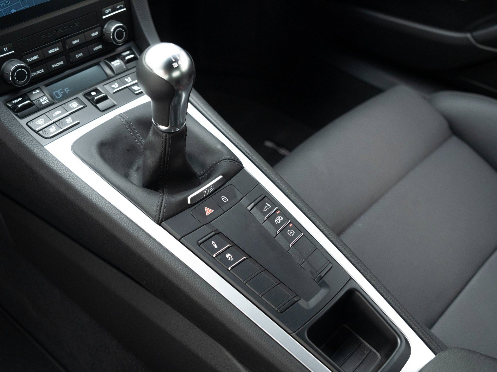 Certified 2025 Porsche 718 Cayman image 27