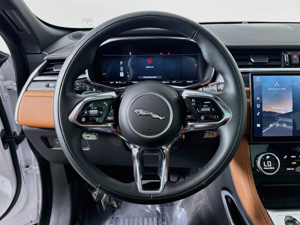 Used 2025 Jaguar F-PACE R-Dynamic S AWD/4WD image 10