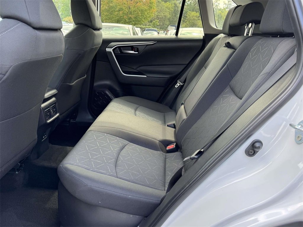 Used 2024 Toyota RAV4 XLE image 16