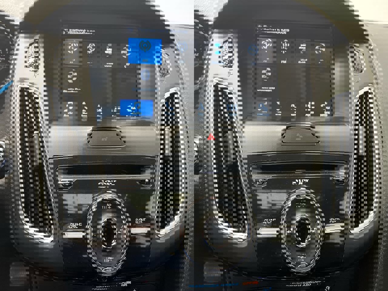 Used 2017 Ford Focus Titanium w/ Titanium Technology Package image 19