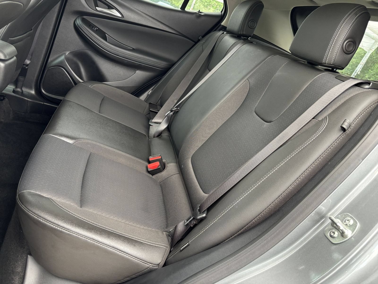 Used 2025 Buick Encore GX Preferred FWD image 38