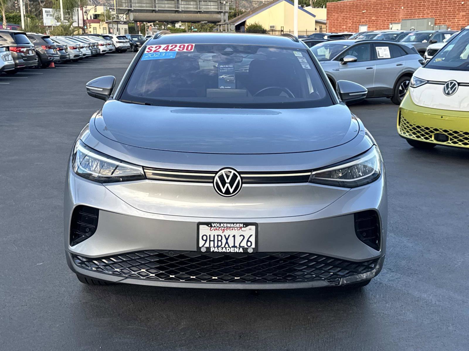 Used 2023 Volkswagen ID.4 Pro image 2