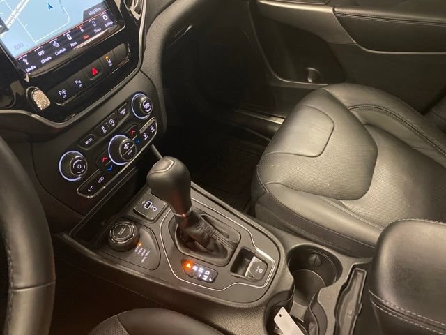 Used 2021 Jeep Cherokee High Altitude AWD/4WD image 14