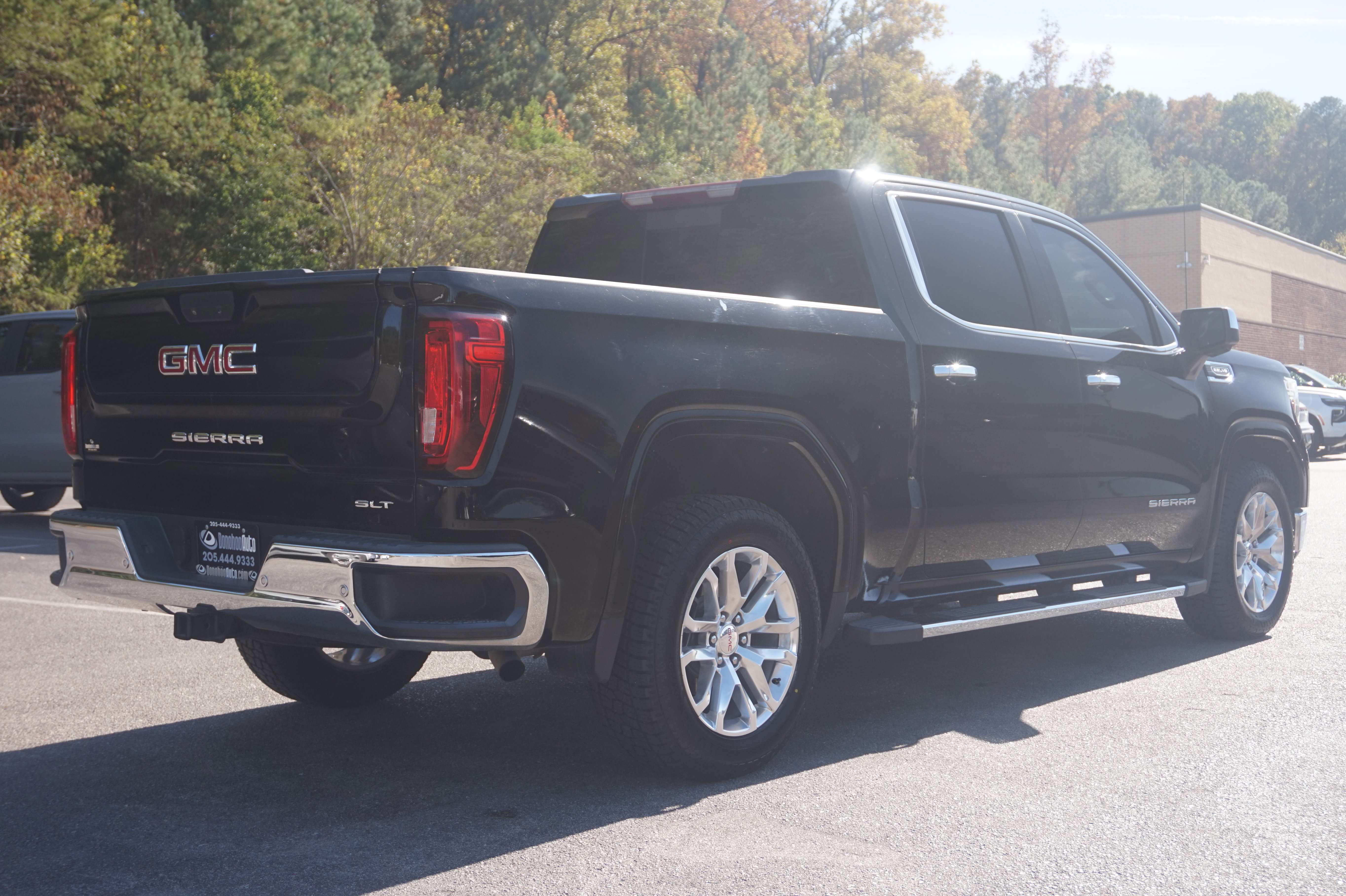 Used 2019 GMC Sierra 1500 SLT w/ SLT Premium Plus Package image 9