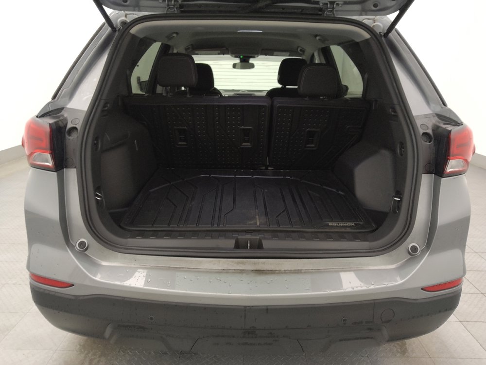 Used 2024 Chevrolet Equinox LS w/ LS Convenience Package image 29