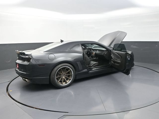 Used 2013 Chevrolet Camaro SS RWD image 42