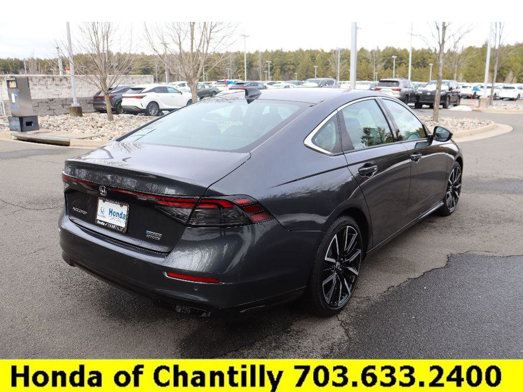 Certified 2025 Honda Accord Touring image 7