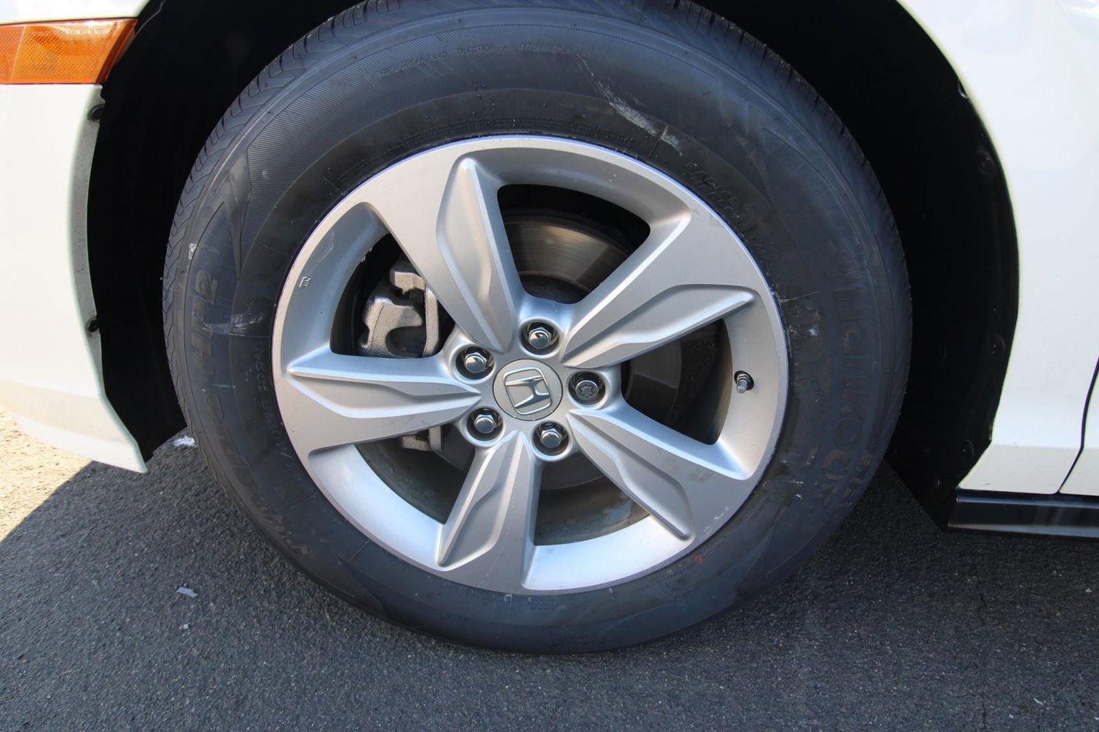 Used 2018 Honda Odyssey EX-L image 30