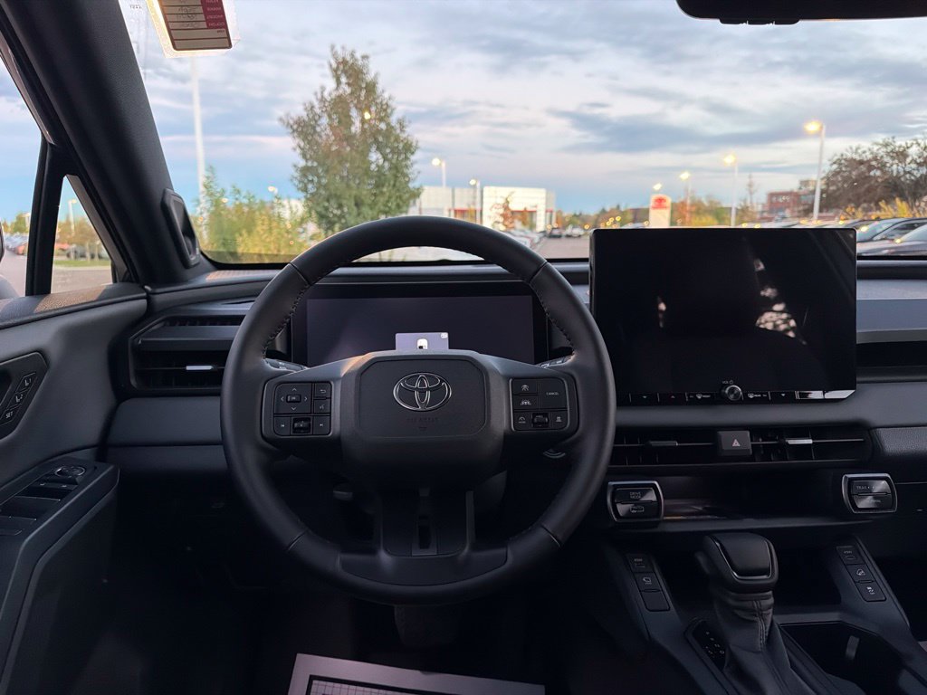 Used 2026 Toyota RAV4 XSE w/ Weather Package AWD/4WD image 22
