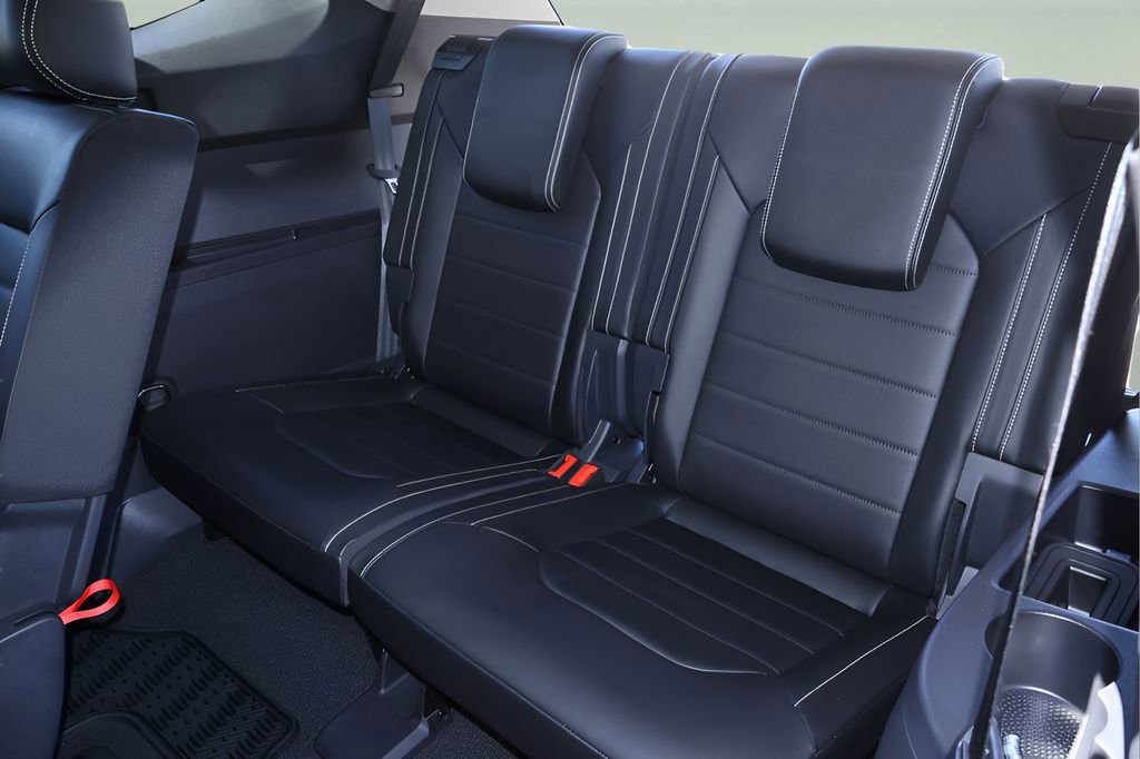 Used 2024 Volkswagen Atlas SEL image 16