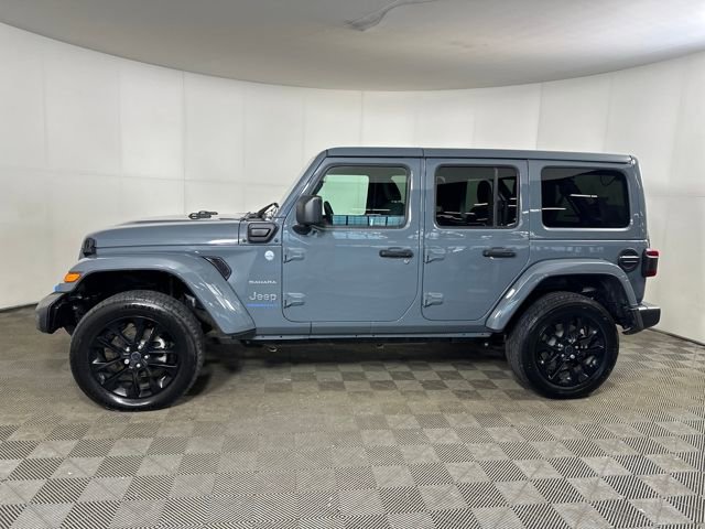 Used 2024 Jeep Wrangler Unlimited Sahara w/ Technology Group image 6