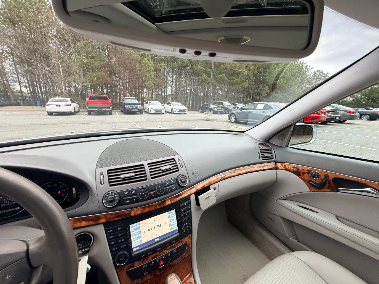 Used 2005 Mercedes-Benz E 320 Wagon image 25