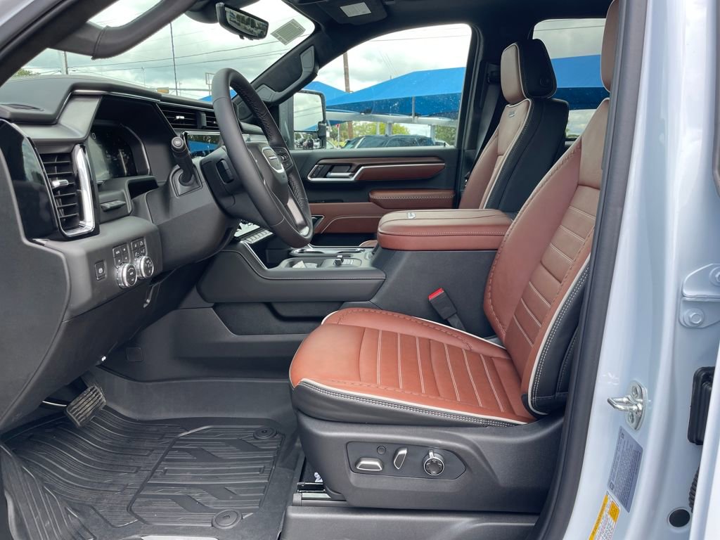 New 2026 GMC Sierra 3500 Denali Ultimate image 10
