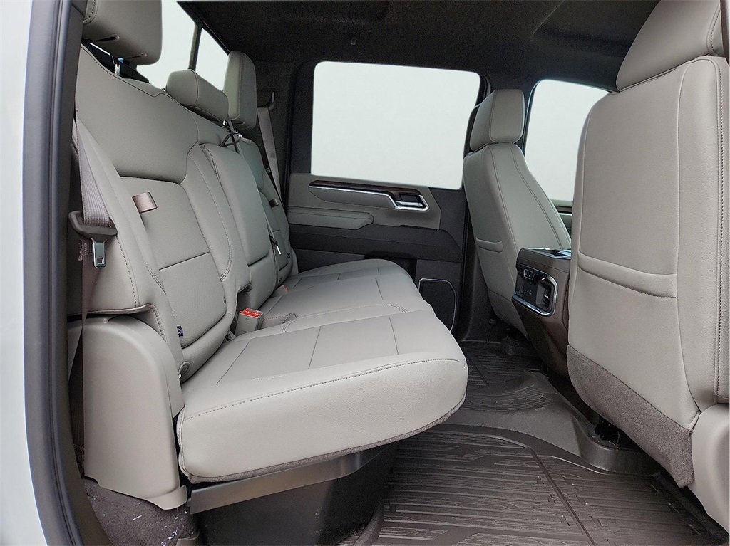 New 2025 GMC Sierra 2500 SLT w/ Texas SLT Premium Package image 18