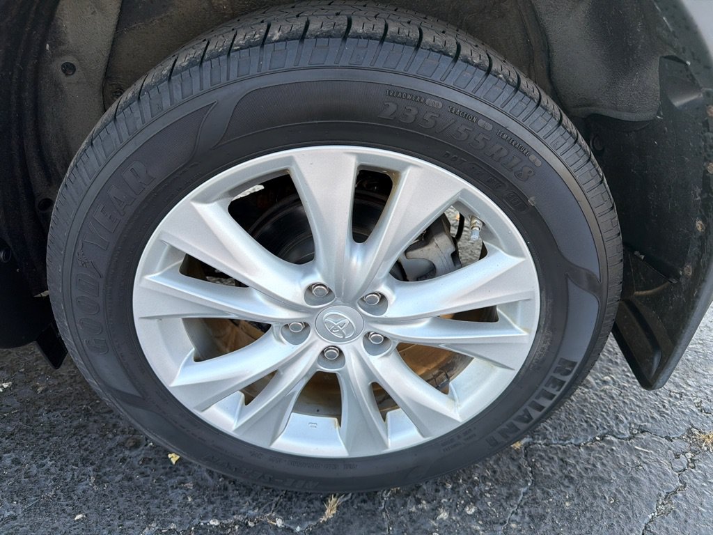 Used 2014 Toyota RAV4 Limited AWD/4WD image 36