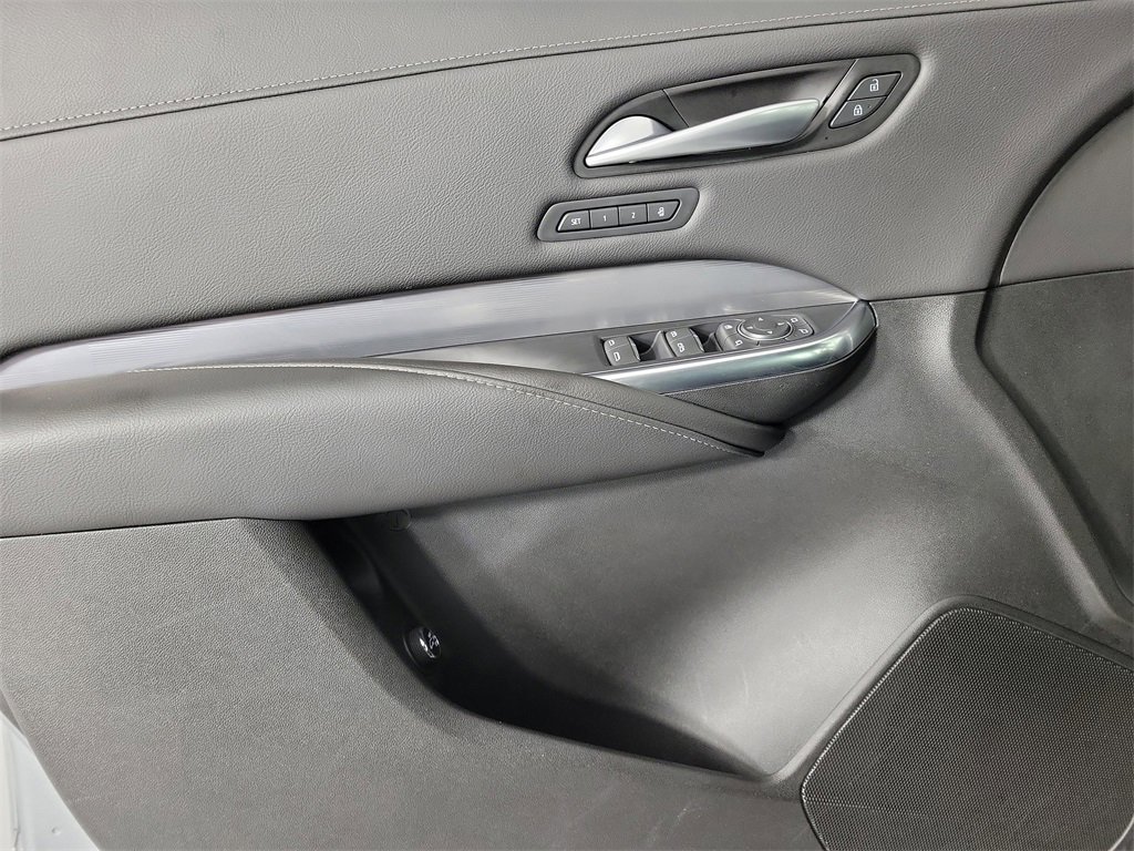 Certified 2025 Cadillac XT4 Premium Luxury image 18