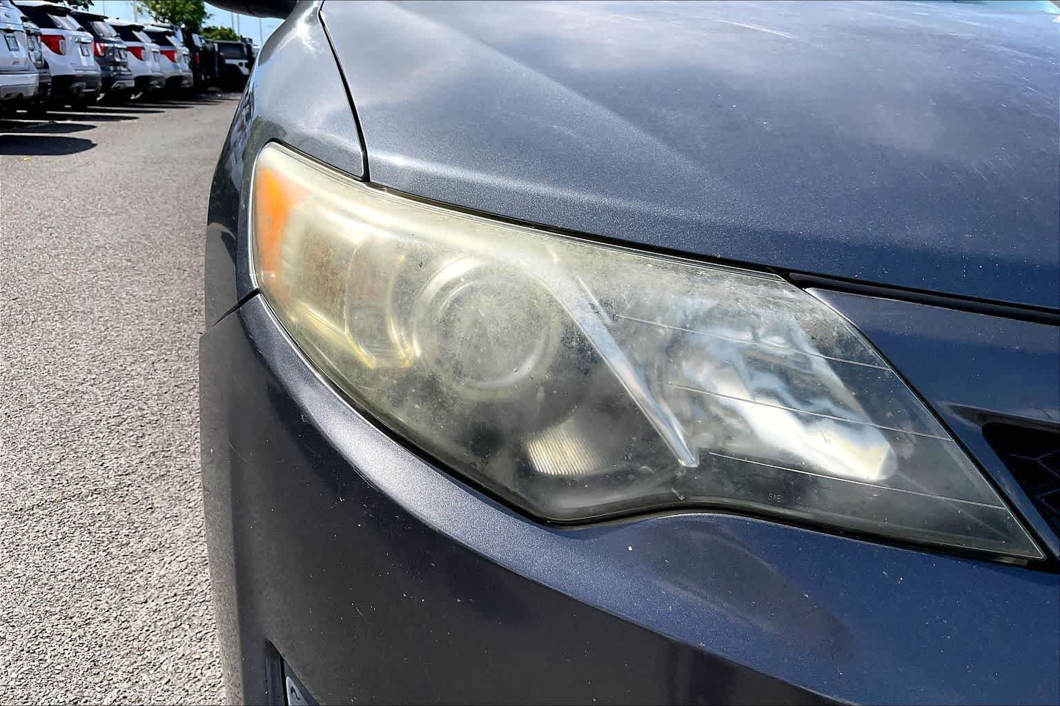 Used 2012 Toyota Camry SE FWD image 31