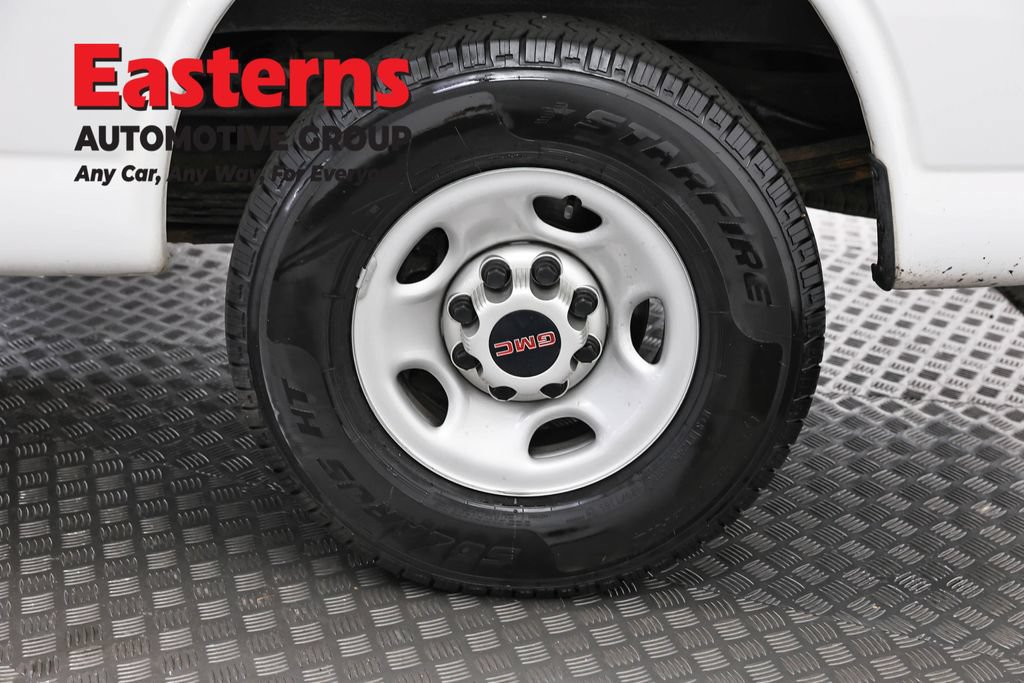 Used 2020 GMC Savana 3500 w/ Driver Convenience Package RWD image 32