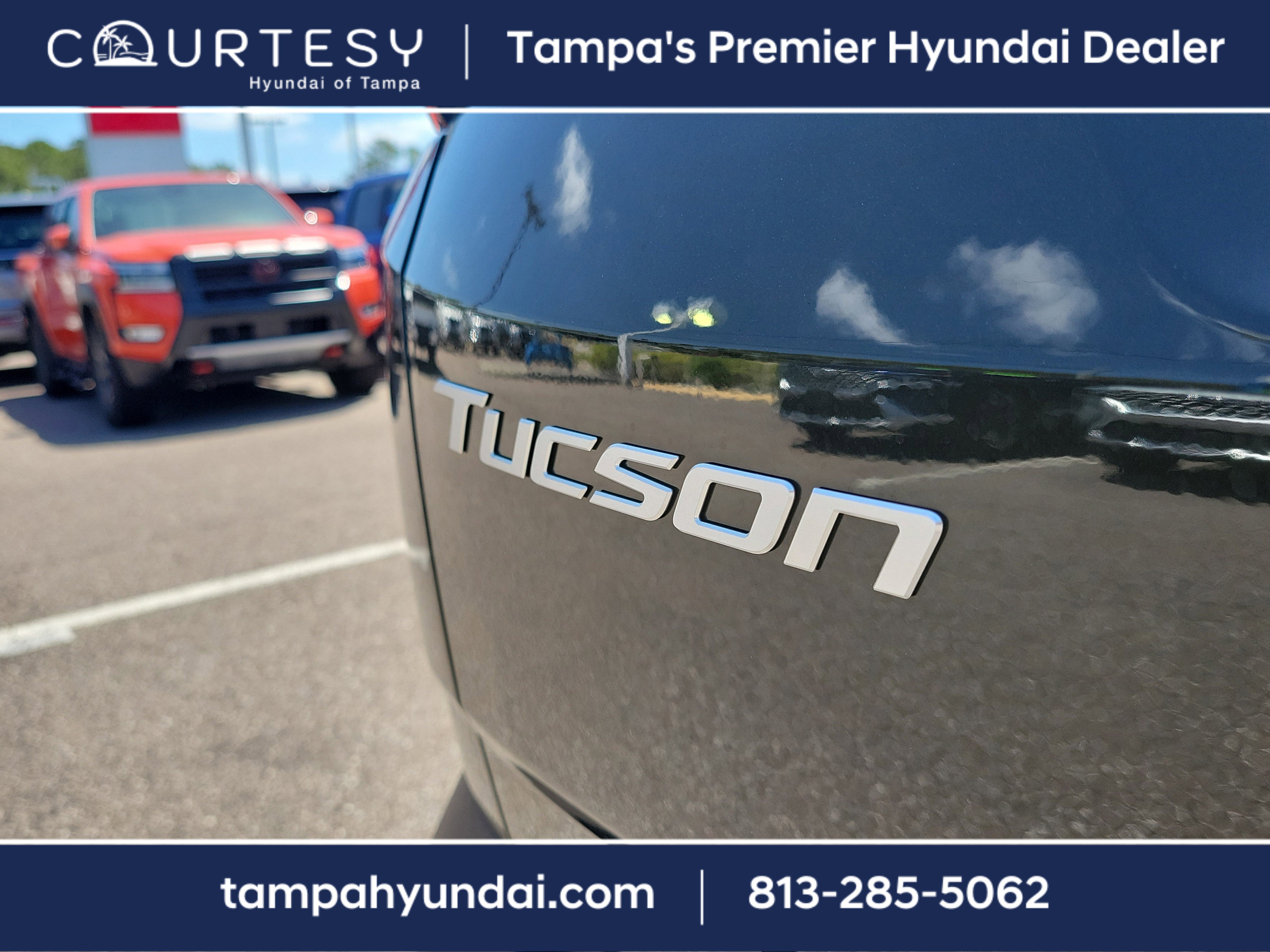 New 2025 Hyundai Tucson Limited image 6